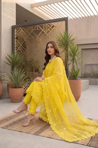 Women’s yellow embroidered straight kurta pant set with dupatta