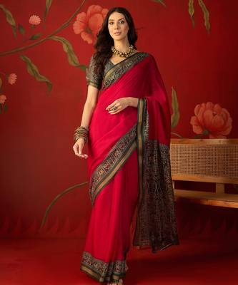 Rani silk cotton printed saree with unstitched blouse piece. 2