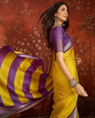 Yellow silk cotton zari saree with unstitched blouse piece. 2