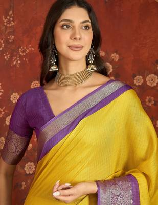 Yellow silk cotton zari saree with unstitched blouse piece. 4