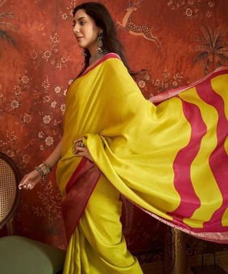 Yellow silk cotton zari saree with unstitched blouse piece. 2
