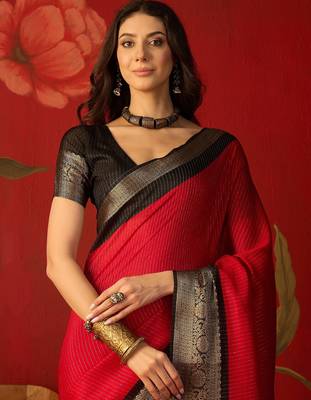 Red silk cotton zari saree with unstitched blouse piece. 4