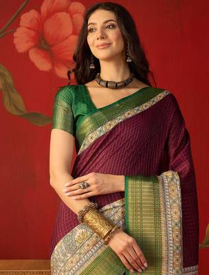 Wine silk cotton zari checks saree with unstitched blouse piece. 4