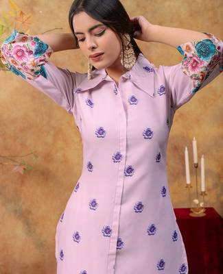 Lavender cotton soft-tone printed kurta pant set with floral print & side pocket 6