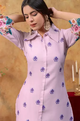 Lavender cotton soft-tone printed kurta pant set with floral print & side pocket