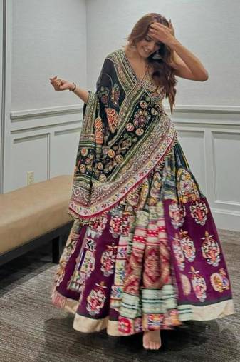 Wine Navratri Special Mirror Work Chaniya Choli