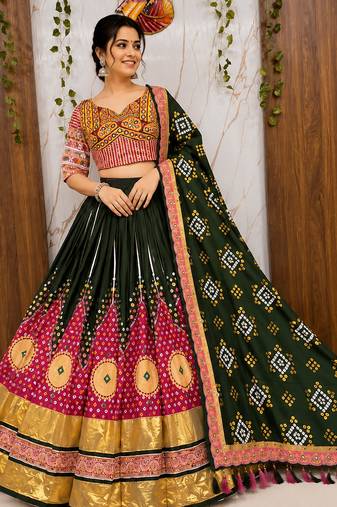 Green Navratri Mirror Work Chaniya Choli