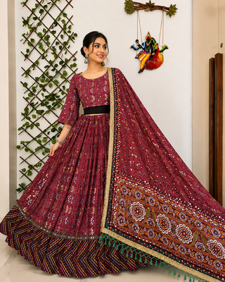 Wine Navratri Special Mirror Work Chaniya Choli 1