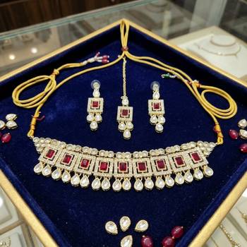 Maroon necklace set with earrings & maang tikka | kundan & agate stone | lacquer plating 2