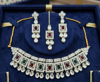 Maroon green necklace set with earrings & maang tikka | kundan & agate stone | lacquer plating 2