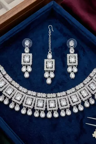 White color necklace set with earrings & maang tikka | kundan & agate stone | silver plated