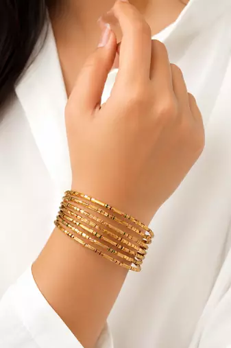 Ethnic design, multicolour enamel accents, stackable style, traditional wear, slim band