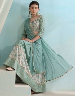 Floral Printed Ready To Wear Lehenga & Blouse With Dupatta 2