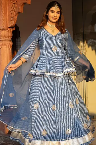Women Blue Printed Gotta Patti Lehriya Ready to Wear Lehenga & Blouse With Dupatta