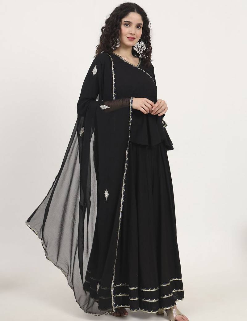 Ready to Wear Lehenga & Blouse With Dupatta