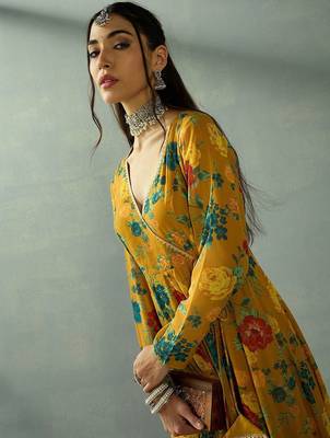 Women Floral Printed Wrap Anarkali Kurta with Palazzos 2