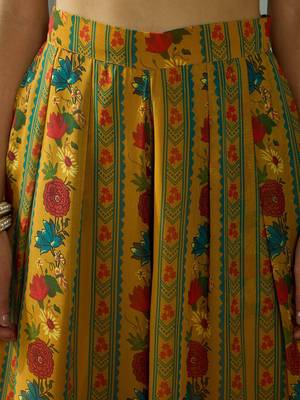Women Floral Printed Wrap Anarkali Kurta with Palazzos 3