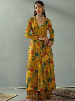 Women Floral Printed Wrap Anarkali Kurta with Palazzos 6