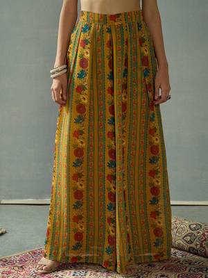 Women Floral Printed Wrap Anarkali Kurta with Palazzos 7