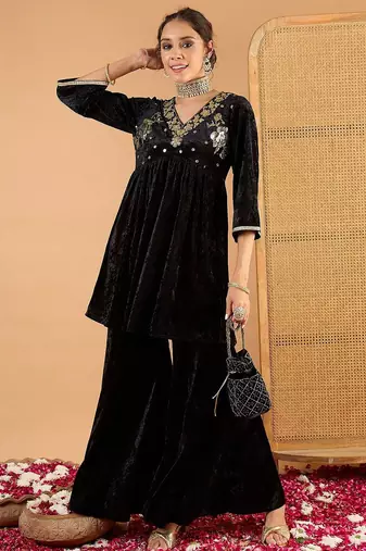 Women Ethnic Motifs Embroidered Tiered Mirror Work Kurti with Palazzos