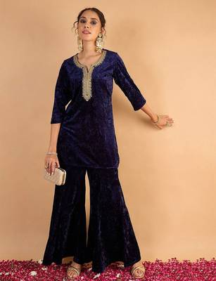 Women Ethnic Motifs Embroidered Kurta with Palazzo 1