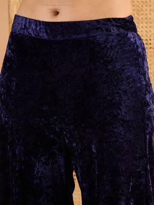 Women Ethnic Motifs Embroidered Kurta with Palazzo 4