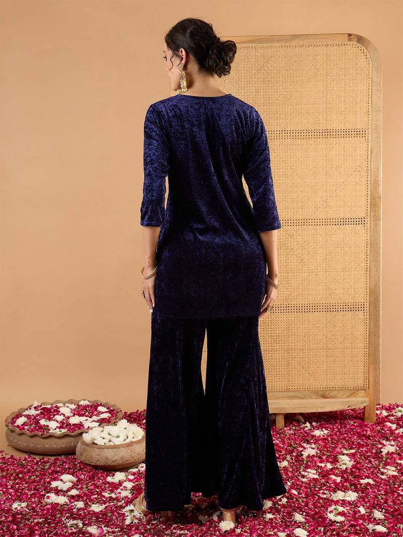 Women Ethnic Motifs Embroidered Kurta with Palazzo