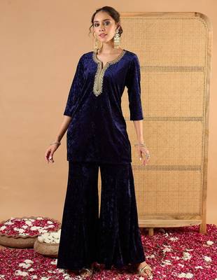 Women Ethnic Motifs Embroidered Kurta with Palazzo 6