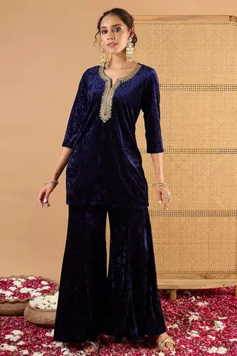 Women Ethnic Motifs Embroidered Kurta with Palazzo