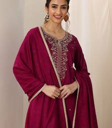 Ethnic Motifs Embroidered Straight Kurta With Trousers & Dupatta