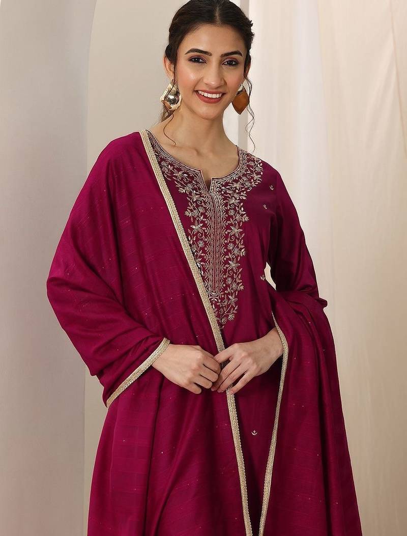 Ethnic Motifs Embroidered Straight Kurta With Trousers & Dupatta