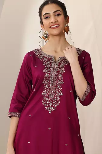 Ethnic Motifs Embroidered Straight Kurta With Trousers & Dupatta