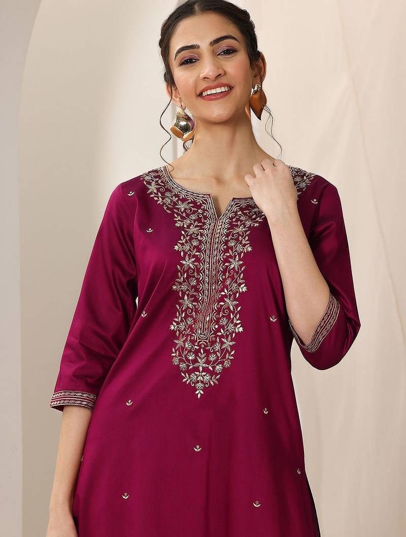 Ethnic Motifs Embroidered Straight Kurta With Trousers & Dupatta
