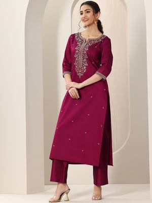 Ethnic Motifs Embroidered Straight Kurta With Trousers & Dupatta 4