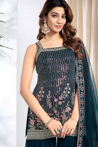 Women Floral Embroidered Regular Thread Work Kurta with Sharara & With Dupatta