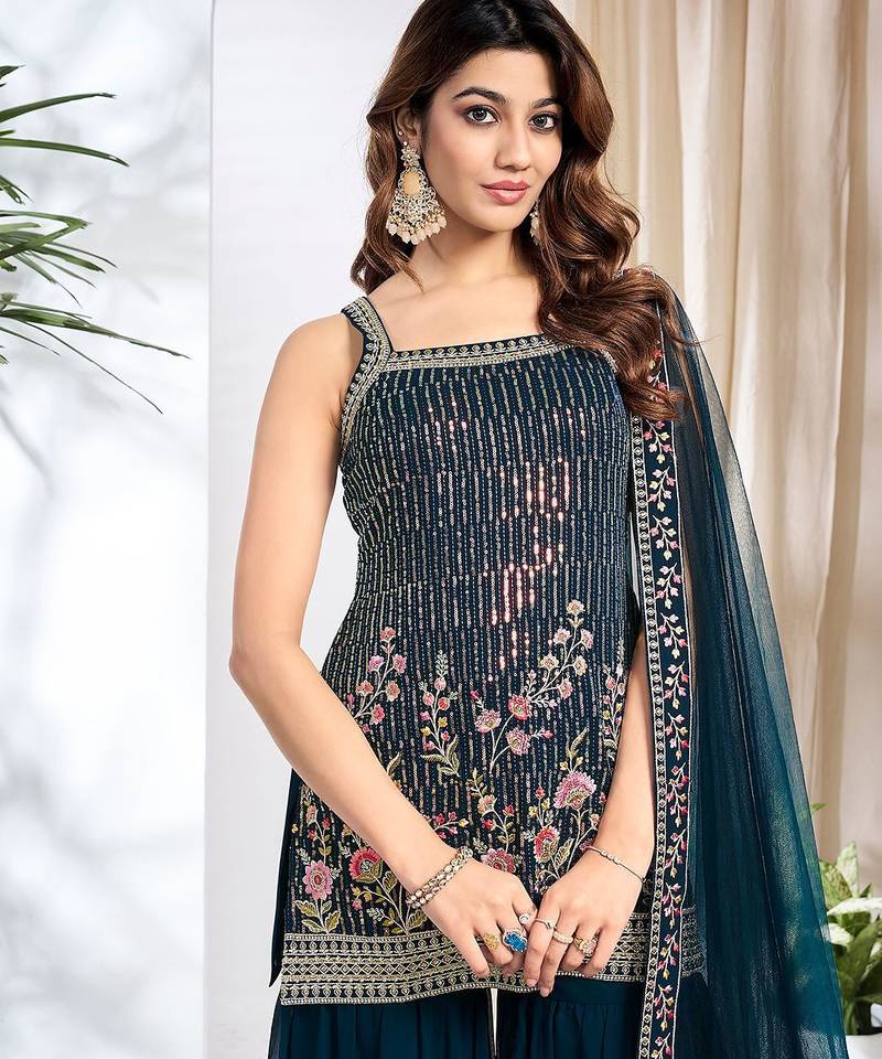 Women Floral Embroidered Regular Thread Work Kurta with Sharara & With Dupatta