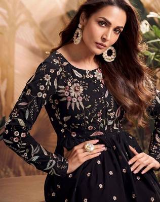 Floral Embroidered Pleated Thread Work Georgette A-Line Kurti With Sharara 4