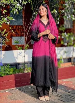 Pink & black crepe silk beads sequence kurta pant set with dupatta 4