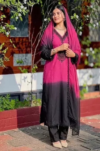 Pink & black crepe silk beads sequence kurta pant set with dupatta