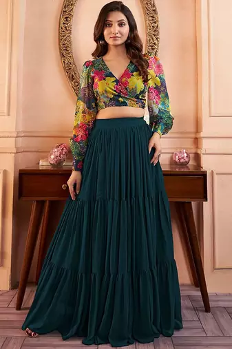 Printed V-Neck Cro Top With Long Flared Skirt 