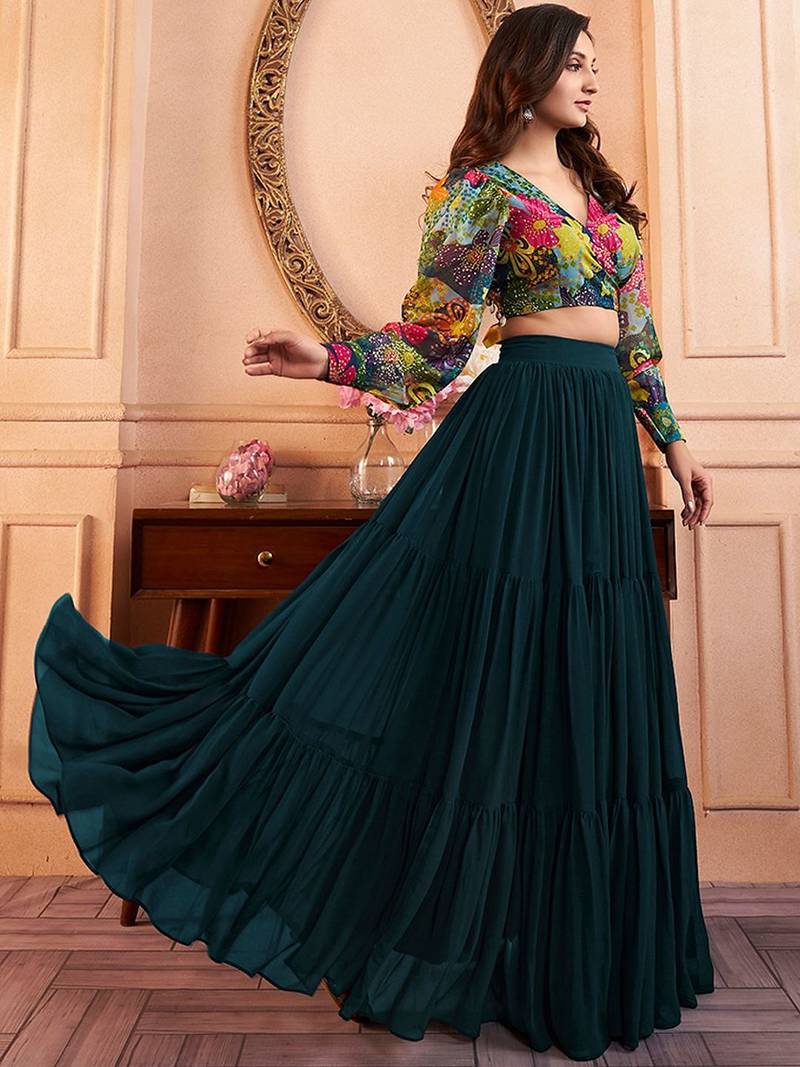 Printed V-Neck Cro Top With Long Flared Skirt 