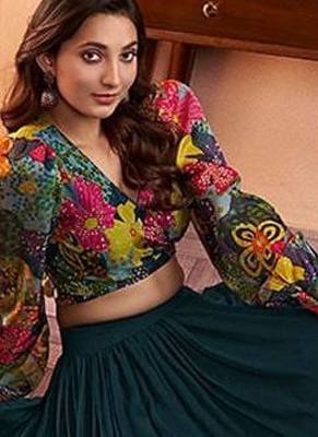 Printed V-Neck Cro Top With Long Flared Skirt  6