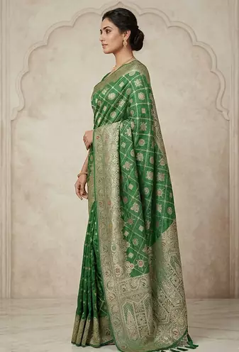 green silk bandhani saree 