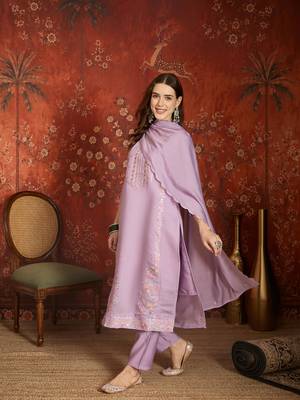Elegant lavender mull chanderi embroidered kurti pant set 4