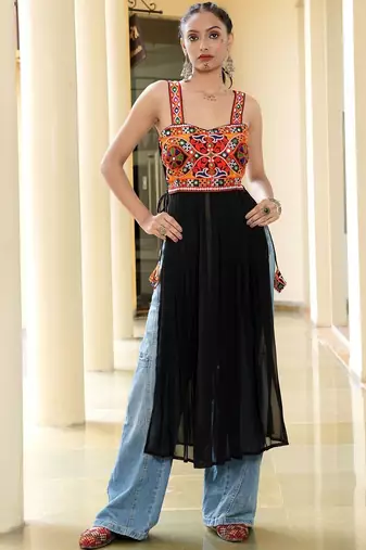 Ethnic motifs embellished square neck thread work thread work empire kurti