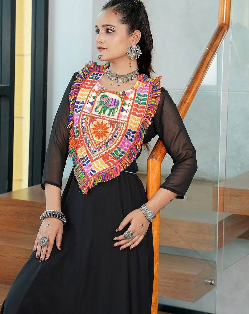 Ethnic motifs embellished thread work thread work anarkali kurti