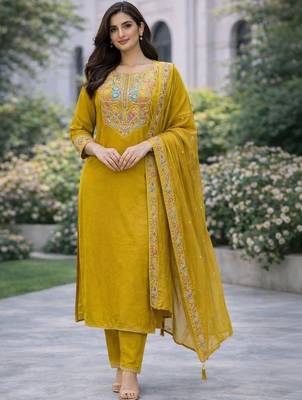 Women embroidered regular kurta with trousers & with dupatta 2