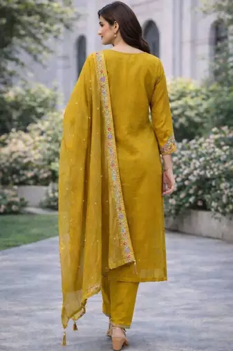 Women embroidered regular kurta with trousers & with dupatta