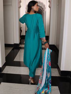 Ethnic motifs printed thread work thread work kurta Set 4