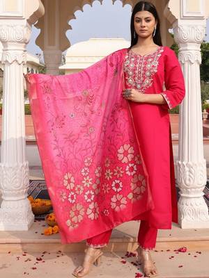 Floral embroidered sequinned pure cotton sequinned kurta Set 1